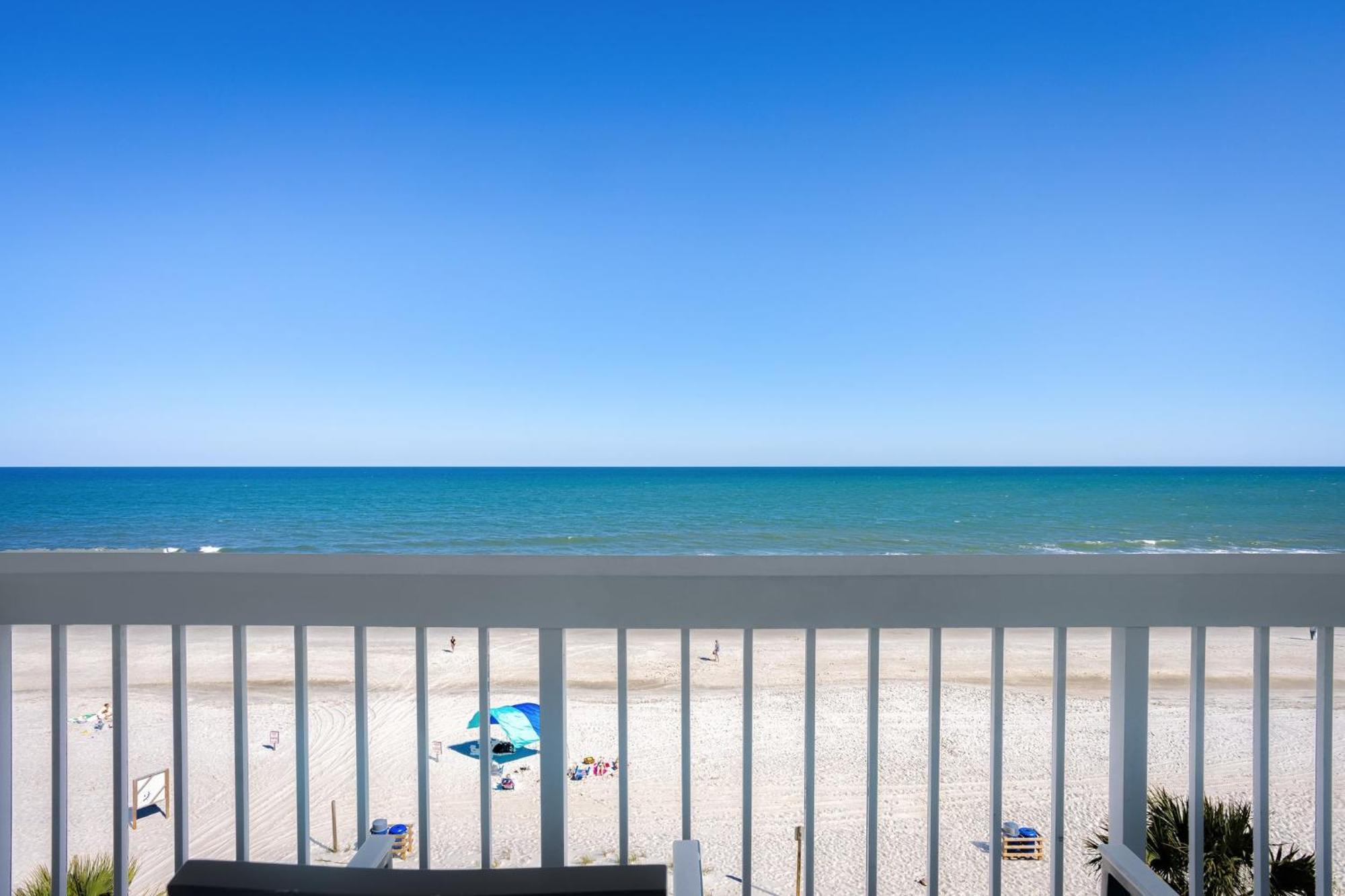 Holiday Inn Resort Oceanfront At Surfside Beach, An Ihg Hotel Myrtle Beach Exterior foto